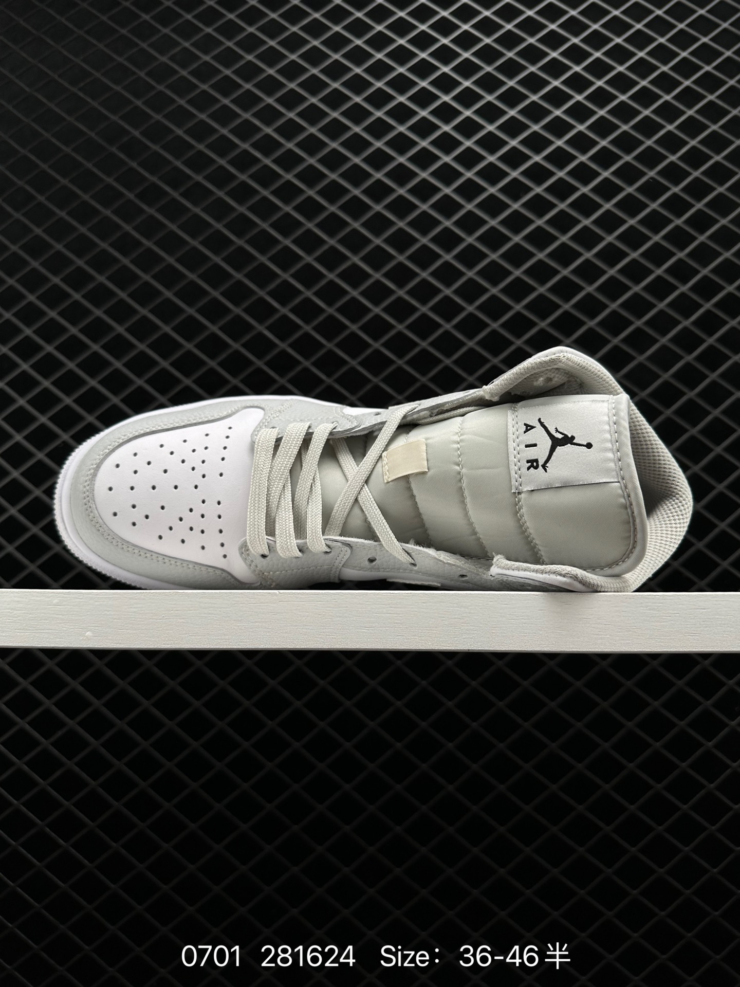 Air Jordan 1 Retro Mid